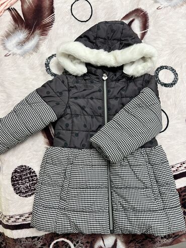 детская зимняя куртка: Зимняя куртка от Чико на 3 года/98 ростовка. Все целое, в отличном