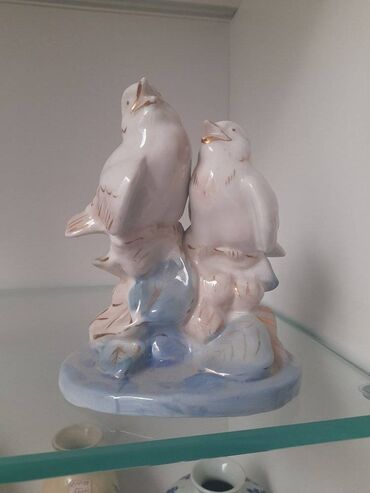 Musiqi alətləri: Farfor fiqur