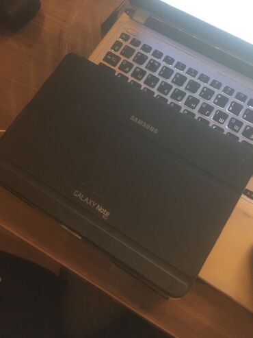 samsung notebooklar: Samsung note 10.1 yaxwi veziyyetde her wey iwlek.ustunde original