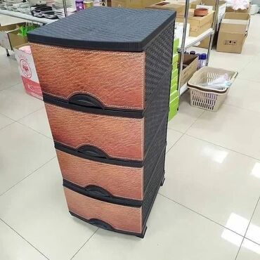 Komodlar: Yeni, Güzgüsüz — 31