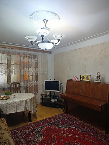 Həyət evləri və villalar: 3 otaqlı Bina evi satılır. - Planlaşdırma: geniş qonaq otağı, 2 yataq — 1