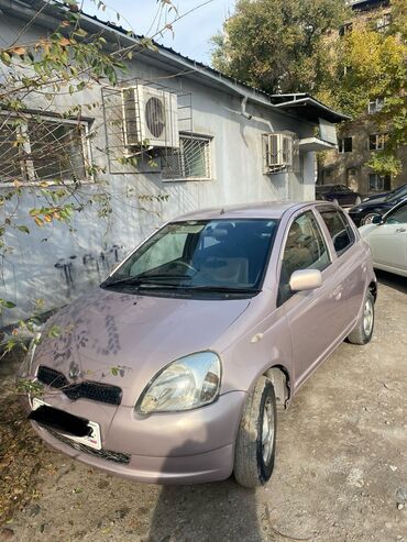 Toyota: Toyota Vitz: 2000 г., 1 л, Автомат, Бензин, Седан