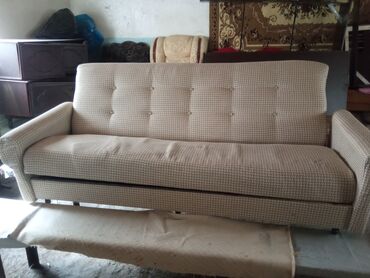 islenmis mebel: Divan, İşlənmiş, Açılan, Bazalı