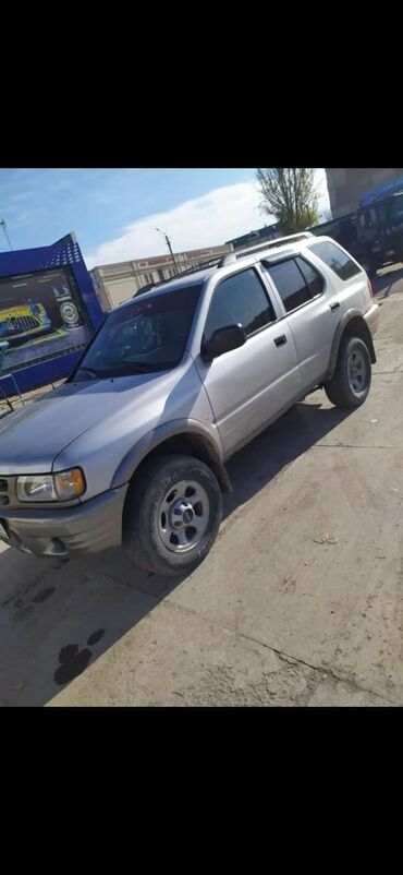я ищу машины: Isuzu Rodeo: 2000 г., 3.2 л, Автоматические, Газ, Внедорожник