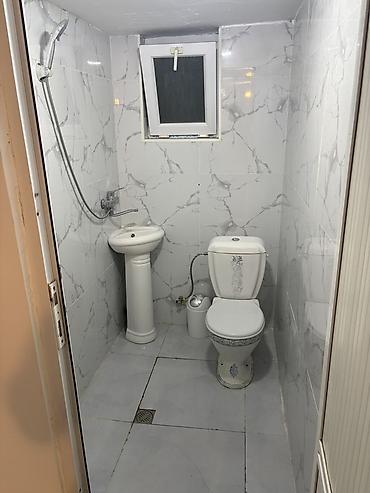 suraxanı: 1 otaqlı mətbəx və sanitar qovşaq qaz su işıq şəraiti var, Qaraçuxurda — 8