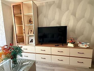 hədiyyə qutuları: Yeni, TV stend — 1