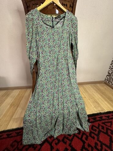 бордовое платье футляр: Платье BARLEY с цветочным принтом - Длина: миди/макси, расклёшенный lalafo.kg да бордовое платье футляр: Платье BARLEY с цветочным принтом - Длина: миди/макси, расклёшенный