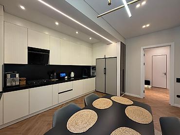 2022: 4 комнаты, 126 м², Элитка, 9 этаж — 3