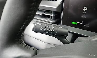 byd e6: Toyota RAV4: 2026 г., 2.5 л, Робот, Гибрид, Кроссовер — 9