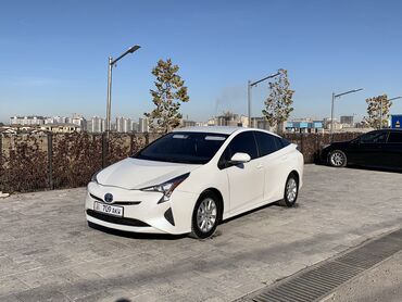 Toyota: Toyota Prius: 2016 г., 1.8 л, Гибрид, Хэтчбэк