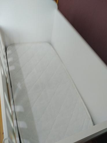 islenmis mebiler: Oğlan və qız üçün, İşlənmiş, Dördbucaq, Beşik, Dəstsiz, Matras ilə, Yellənmə mexanizmi ilə — 2