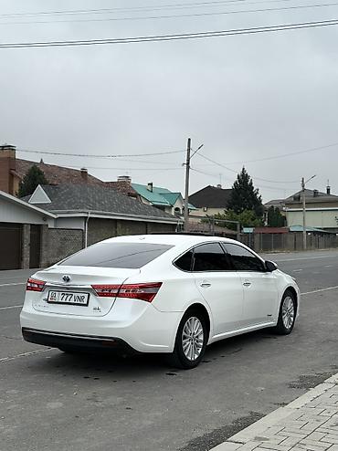 gac aion v 2021: Toyota Avalon: 2015 г., 2.5 л, Вариатор, Гибрид, Седан — 2