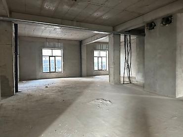 Продажа офисов: Продажа офисов 248 м², Без ремонта, Без мебели, Многоэтажное здание, 1 этаж — 3