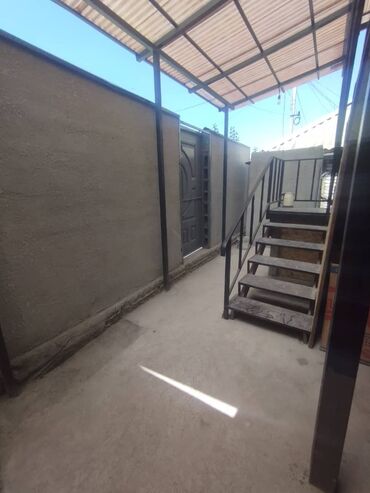 family village bishkek: 2 комнаты, 21 м², Индивидуалка, 1 этаж, Косметический ремонт