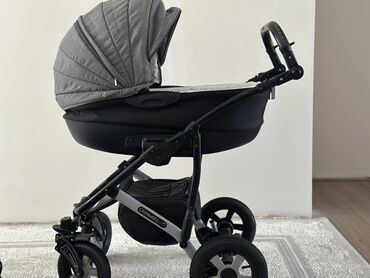 детские коляски для детей: Коляска, цвет - Серебристый, Б/у
