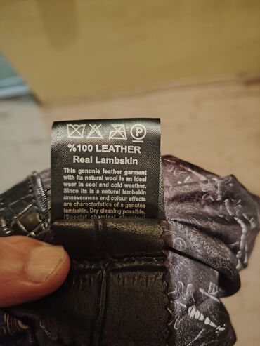 Kurtkalar: Kişi üçün dəri gödəkçə - Rəng: tünd qara/boz tonlarda - Dizayn: ön — 5