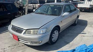1998: Крыло Переднее правое Toyota, 1998 г., Б/у, Оригинал — 2