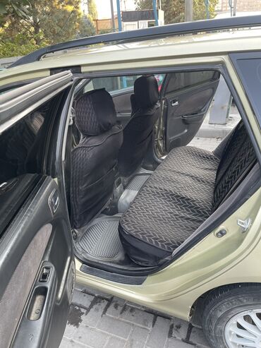 Toyota: Toyota Avensis: 2002 г., 2 л, Механика, Бензин, Универсал — 9