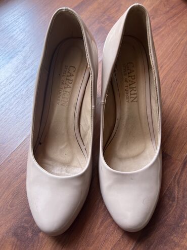 обувь женская бу: Туфли цвет - Бежевый