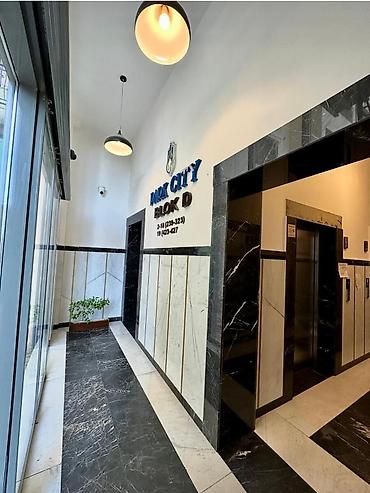 3 korona: 3 otaqlı, Yeni tikili, m. Neftçilər, 145 kv. m — 3