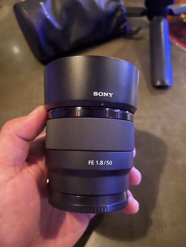 Foto və video aksesuarları: Sony 50mm f1.8 cox az islenib