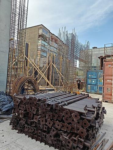 Строительные леса, стойки: Стойки телескопические 
дрек 
подпорка 
домкрат 
монолит — 22