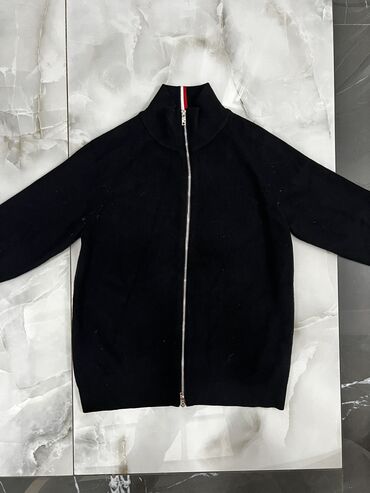 мужское пальто черное: Мужской свитер, L (EU 40), Tommy Hilfiger, Б/у, цвет - Черный, Самовывоз, Бесплатная доставка, Платная доставка