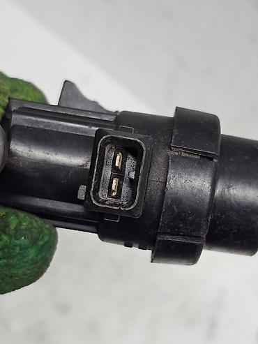 Клапаны, клапанные крышки: Клапан двигателя Ford 1999 г., Б/у, Оригинал, Германия — 6