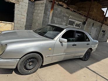 Продажа авто: Mercedes-Benz E-Class: 1998 г., 2.2 л, Механика, Дизель, Седан — 5