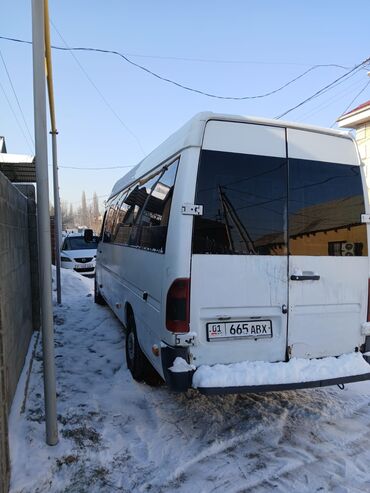 Легкий грузовой транспорт: Легкий грузовик, Б/у