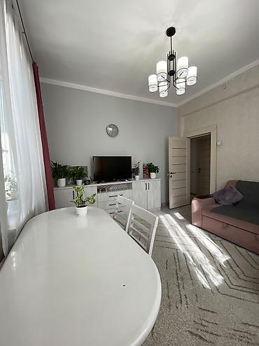зария квартира: 2 комнаты, 50 м², Сталинка, 2 этаж, Евроремонт — 8