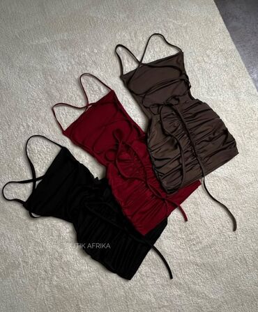 Haljine: S (EU 36), bоја - Crna, Koktel, klub, Kratkih rukava na lalafo.rs — 10 Haljine: S (EU 36), bоја - Crna, Koktel, klub, Kratkih rukava — 10