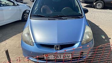 tourer v: Honda Fit: 2003 г., 0.3 л, Механика, Бензин, Хэтчбэк — 3