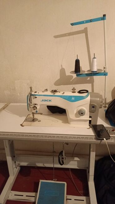 швейные цеха: Швейная машина Jack, Вышивальная, Полуавтомат