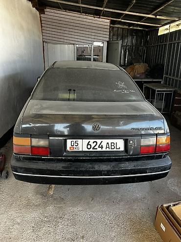 sprinter 2 2: Volkswagen Passat: 1988 г., 1.8 л, Механика, Седан — 1