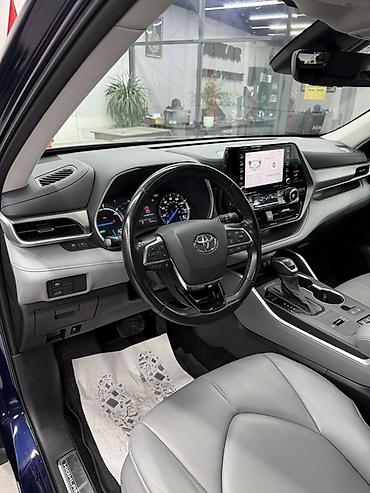 бампер цефиро: Toyota Highlander: 2021 г., 2.5 л, Автомат, Гибрид, Кроссовер — 7