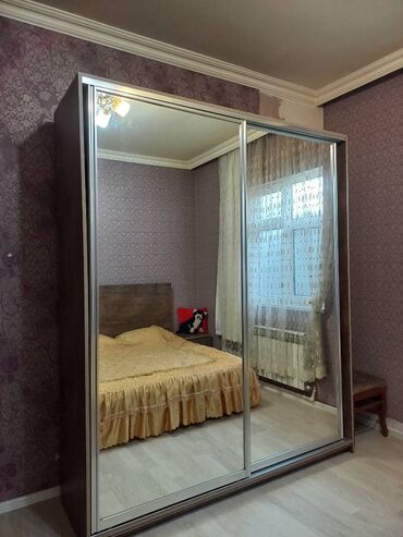 Kreslolar: Asaqi yeri var