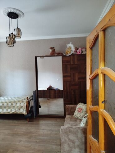 Həyət evləri və villaların satışı: Suraxanı 3 otaqlı, 100 kv. m, Kredit yoxdur, Orta təmir — 7