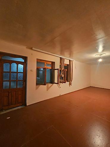 Kirayə evlər: 🏡 QARA QARAYEV METROSUNA YAXIN HƏYƏT EVİ KİRAYƏ VERİLİR 📍 Qara — 3