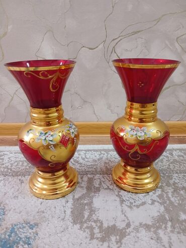 Digər dəstlər və servizlər: Bogema.madonna güldan.xrustalni.vaz.madonna