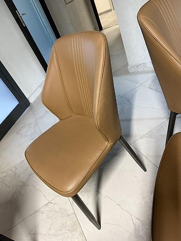 office table: Комплект: обеденная группа из 4 стульев и стола. Стулья: - — 3