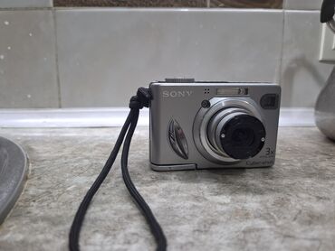 фотоаппарат зоркий: Sony Cyber-shot DSC-W5 — это компактная цифровая камера, выпущенная в