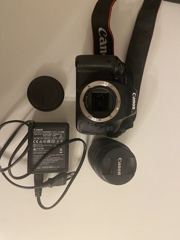 Fotokameralar: Fotoapparat Canon EOS 600D. Cox az ishledilib. Teze kimidir