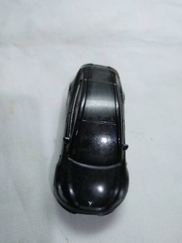 drveni vozic za decu: Hot Wheels Tesla model Y,oko 1^0,Malaysia,polovno