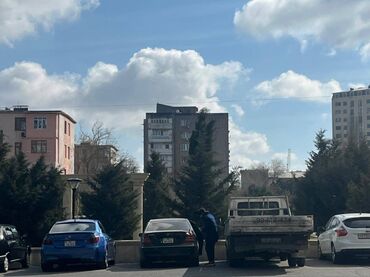 Uzunmüddətli kirayə mənzillər: 9-cu mikrorayon, Tərlan şadlıq sarayın yaxınlığı, 5 mərtəbəli binanın — 8