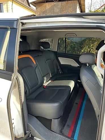 FAW: FAW Besturn: 2023 г., Автомат, Электромобиль, Универсал — 4