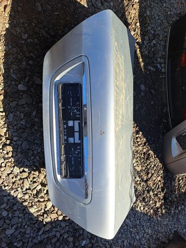 Багажниктин капкактары: Багажник капкагы Mercedes-Benz Колдонулган, Оригинал