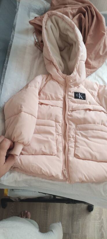 16 yasli qiz: Calvin Klein 2-3 yas ucun boy ve cekiden asli olaraq . 50 azn