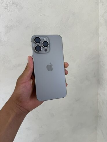 Apple iPhone: IPhone 15 Pro, White Titanium, 87 %