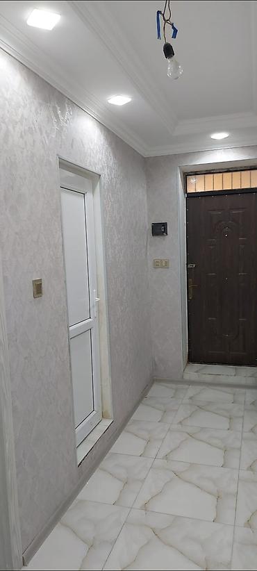 Həyət evi alıram: 2 mərtəbəli həyət evi - Daş divarlı tikili, metal dam örtüyü - - — 10